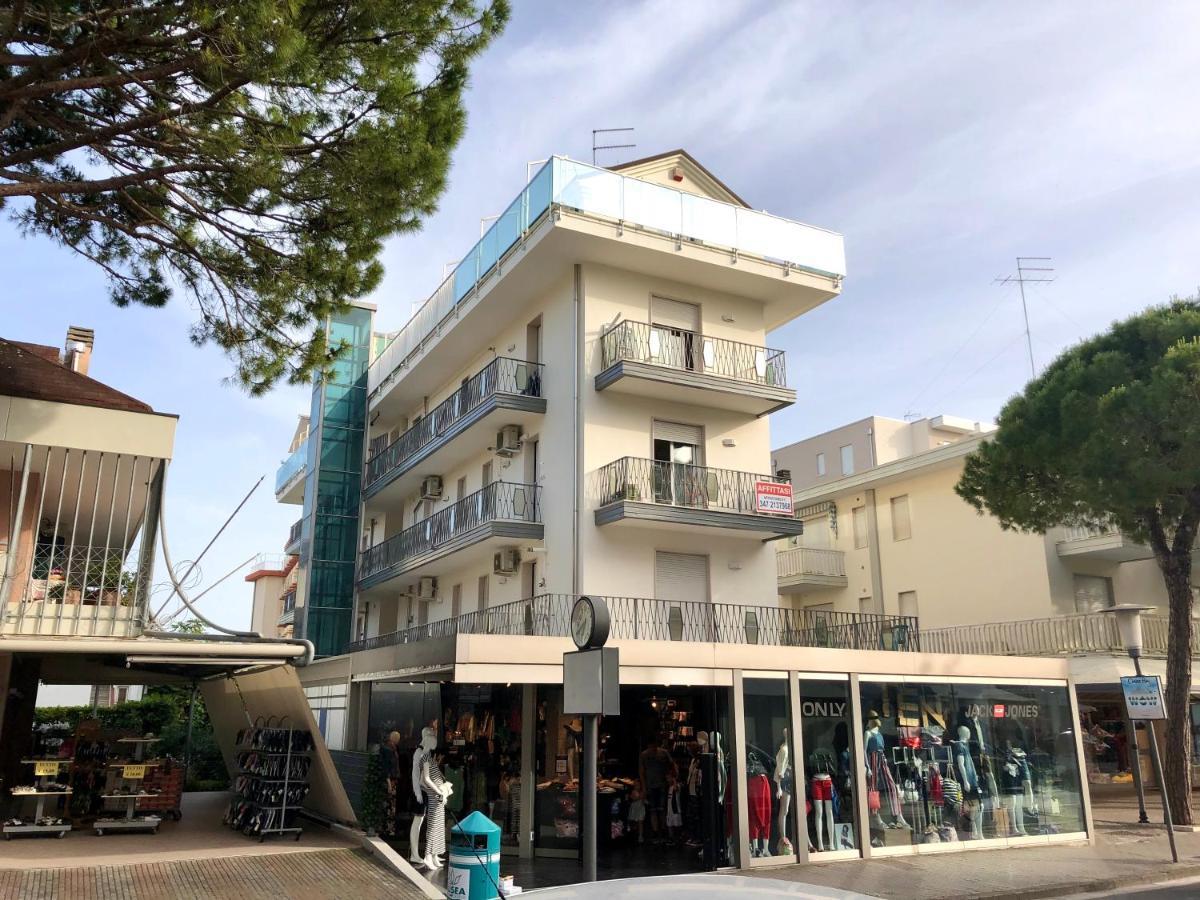 Appartamenti Cristina Carraro Immobiliare Lido di Jesolo Esterno foto
